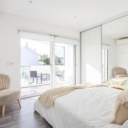 Aroeira Luxury Azul Villa, Lisboa, Beach, Surfing, Golf, Exploring, Hiking, Fishing