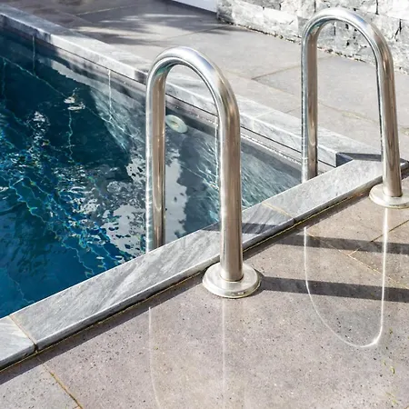 Aroeira Luxury Azul Villa, Lisboa, Beach, Surfing, Golf, Exploring, Hiking, Fishing * Charneca (Setubal)